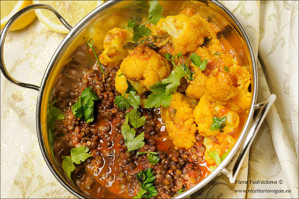 Lehsuni ghobi- lasuni gobi- cavolfiore con aglio