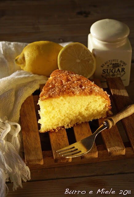 Lemon drizzle cake, un classico inglese fatto da un lolo(rd)