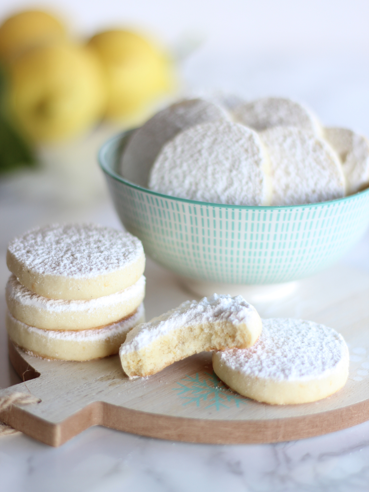 Lemon meltaways