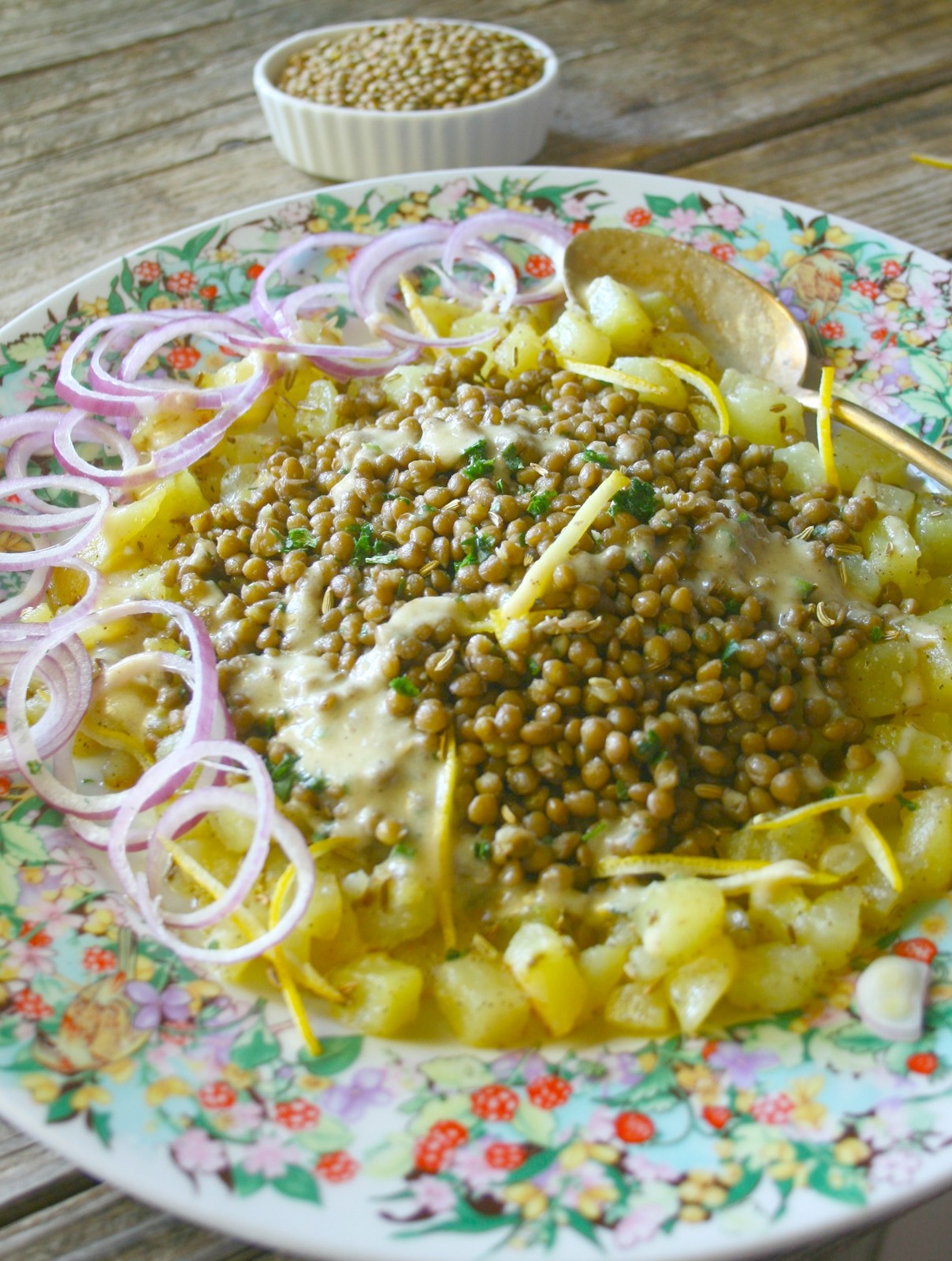 Lenticchia toscanella del colle in insalata profumata