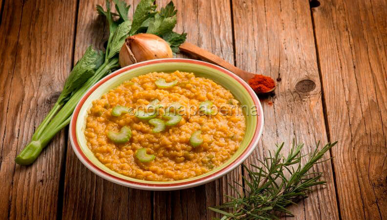 Lenticchie rosse al sedano e paprika , per un pieno di energia!