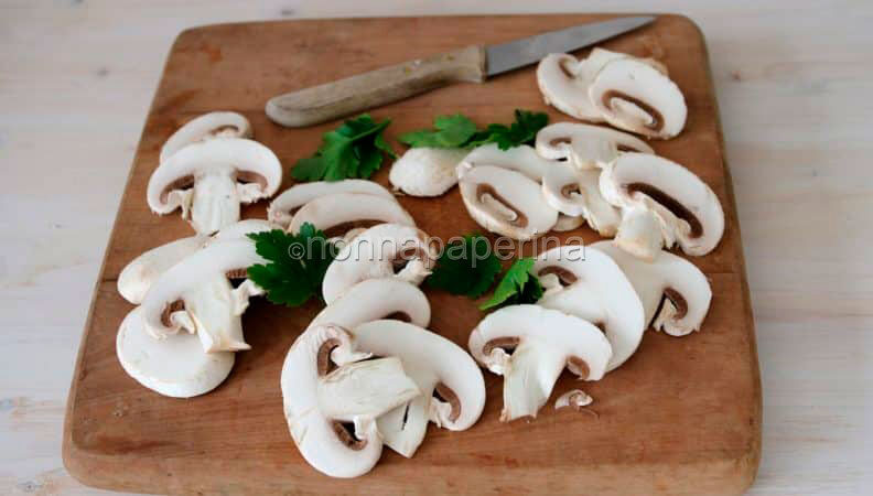 L’essenziale in cucina: i funghi essiccati per il risotto
