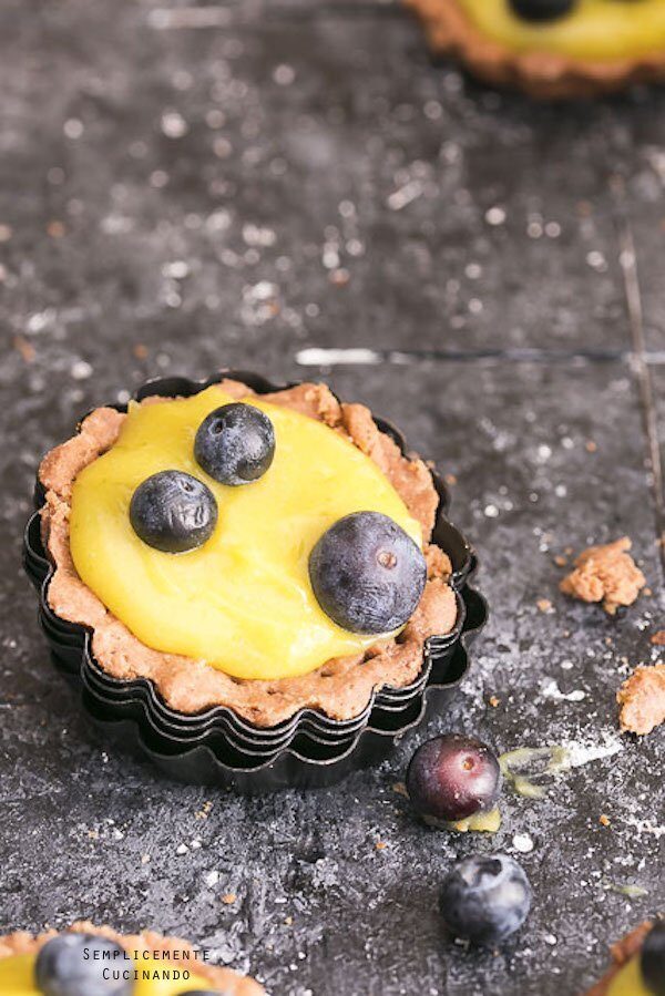 Lime curd e crostatine al cioccolato