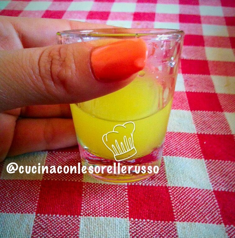 Limoncello fatto in casa, più sapore e meno conservanti