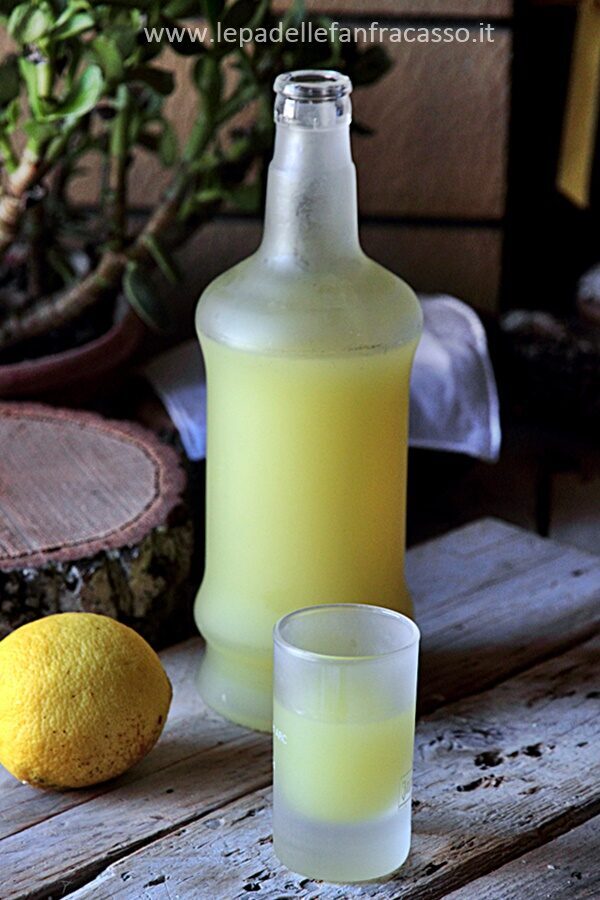 Limoncello fatto in casa