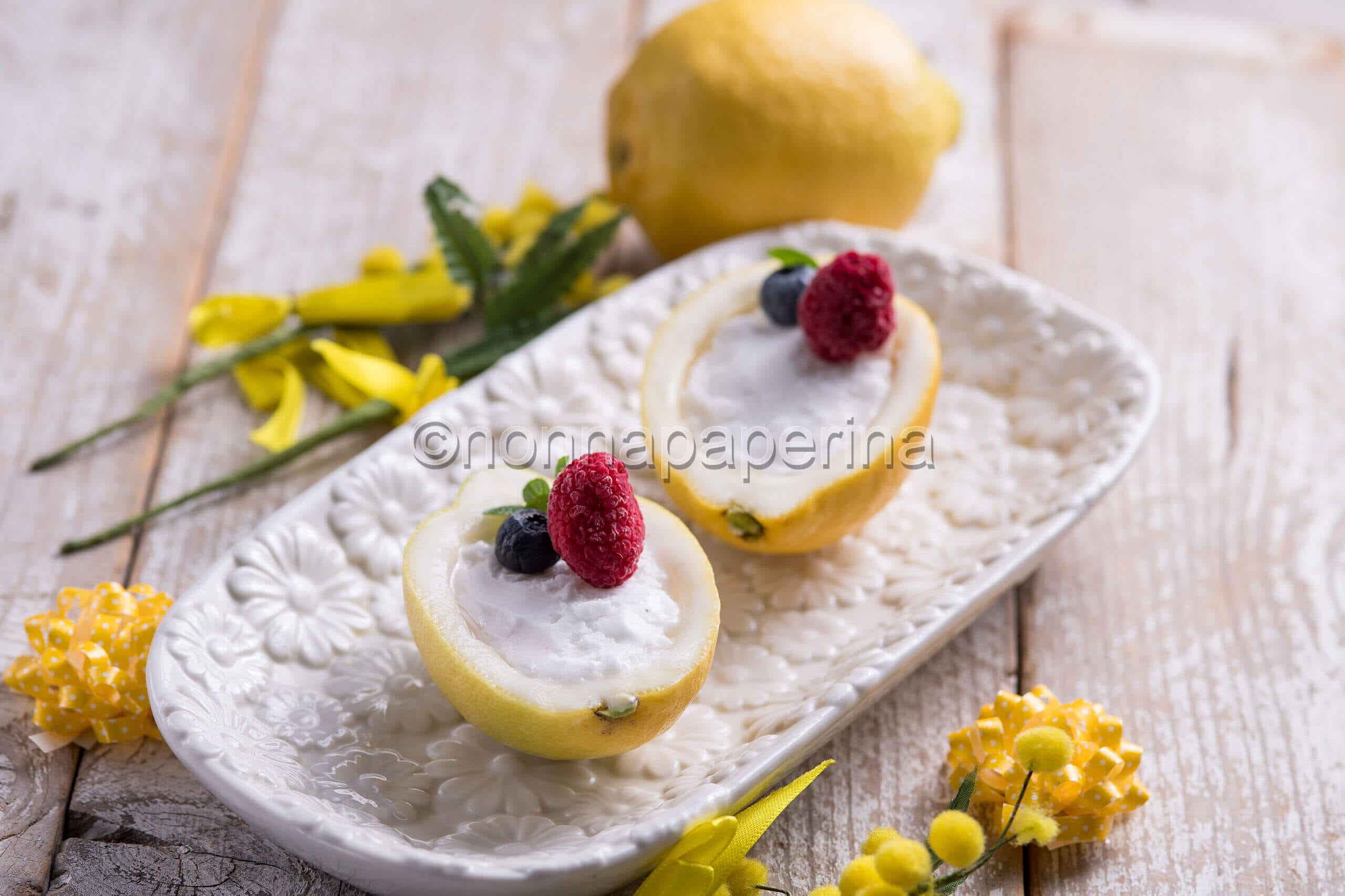 Limoni dolci ripieni, un dessert per la festa della donna