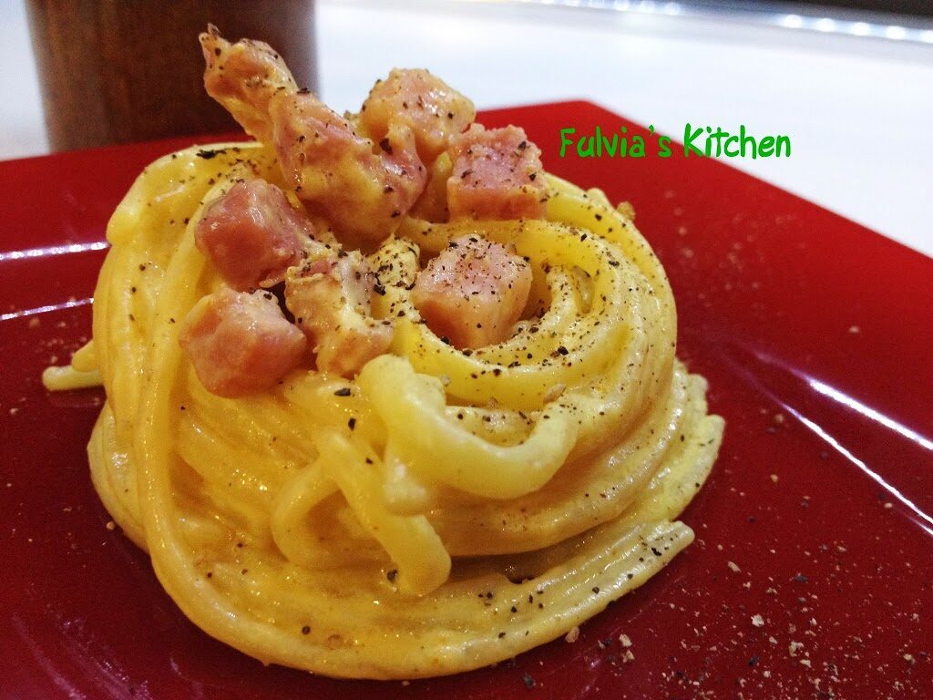 Linguine alla carbonara senza uova