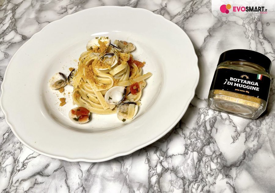Linguine con bottarga di muggine e vongole