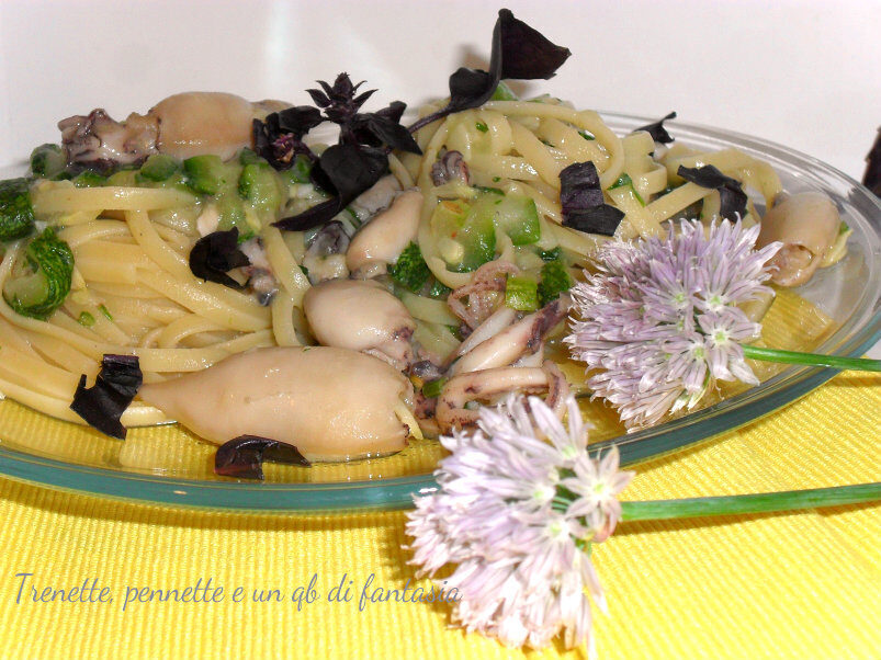 Linguine con seppioline e zucchine