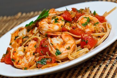 Linguine gamberoni e pomodorini