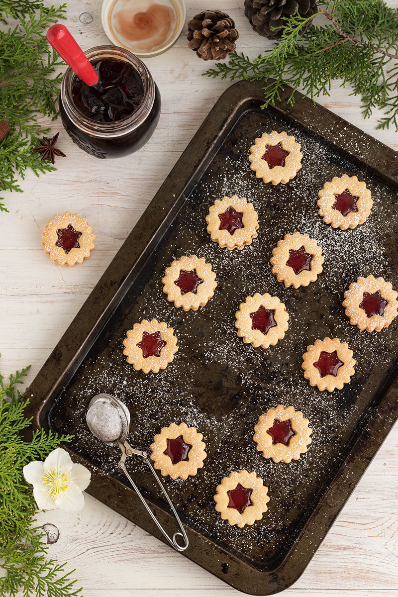 Linzer cookies, golosi biscotti austriaci.