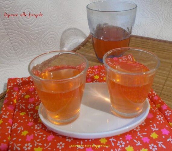 Liquore alle fragole