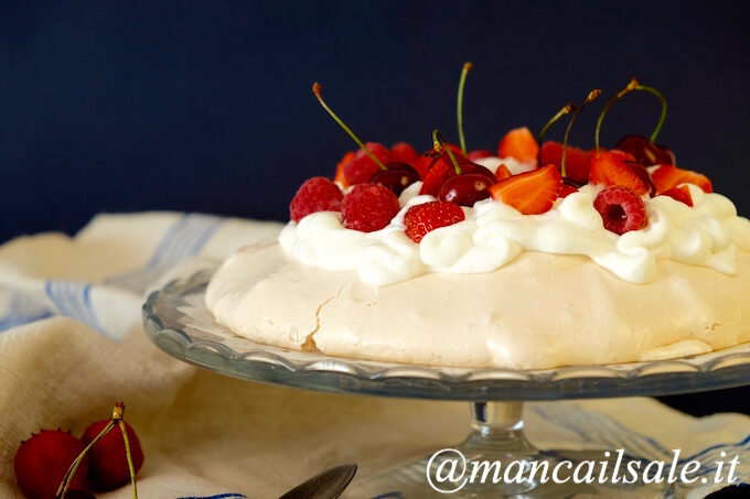 Lovely pavlova