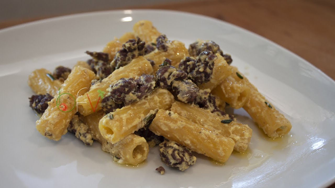 Maccheroni rusticoni con salsiccia e ricotta – maccheroni rusticoni con salsiccia e ricotta – 
 [videoricetta]