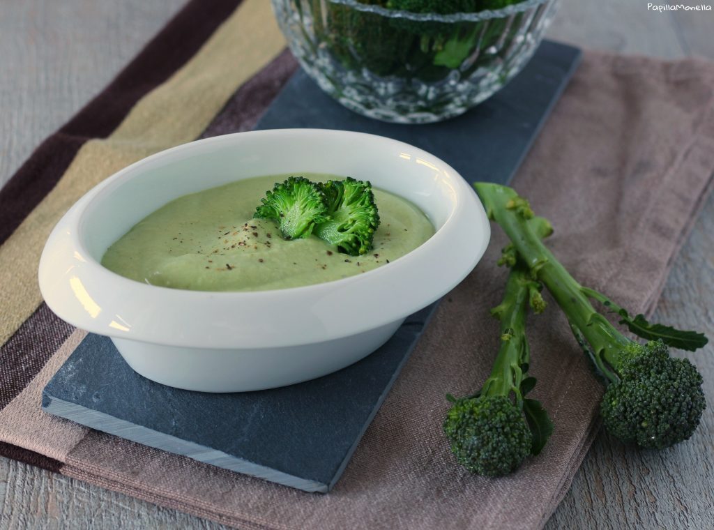 Maionese vegetariana di broccoli e yogurt greco