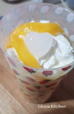 Mango lassi