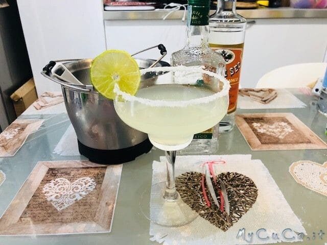Margarita mixato con la mini ciotola del companion moulinex