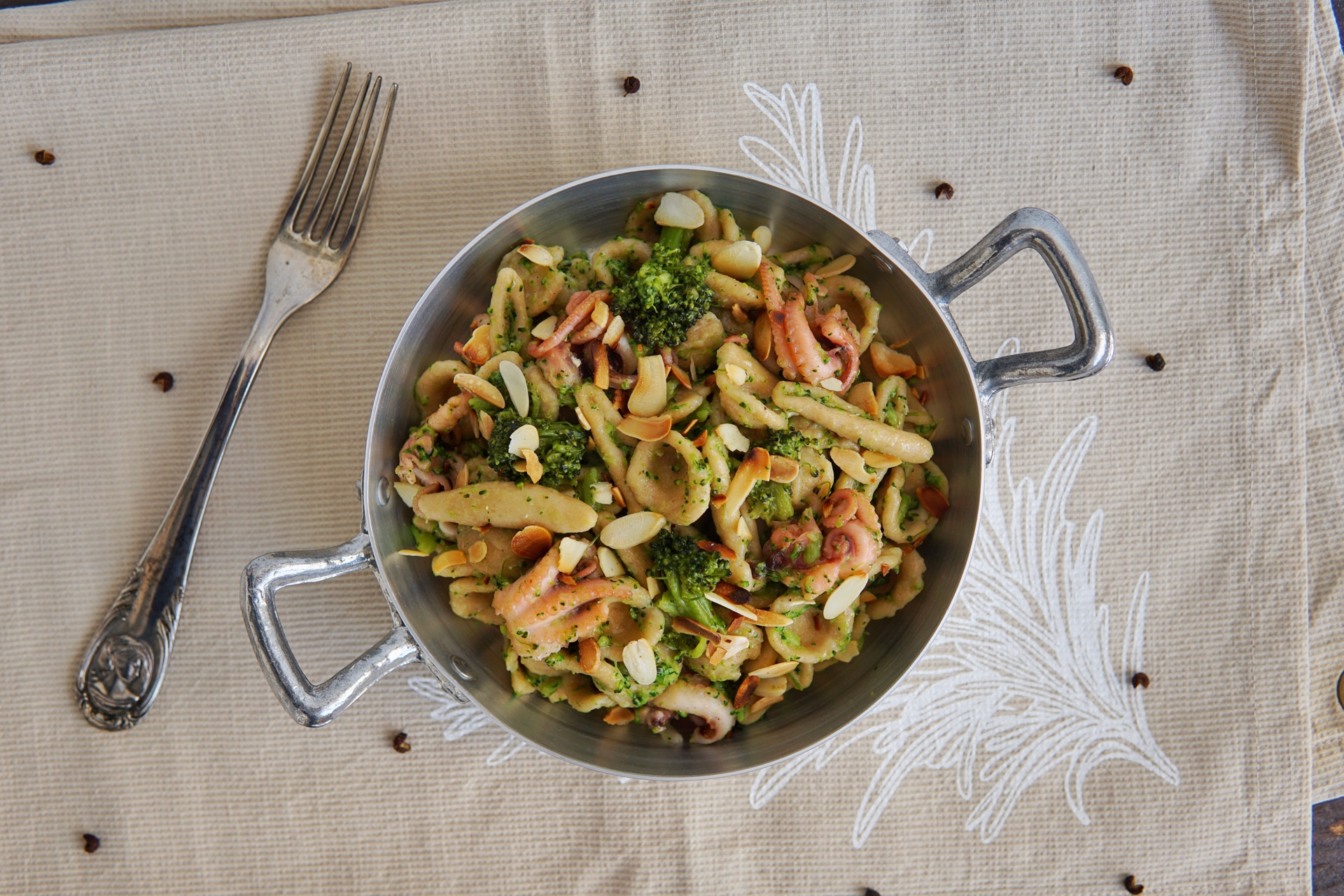 Maritati integrali con moscardini e broccoli