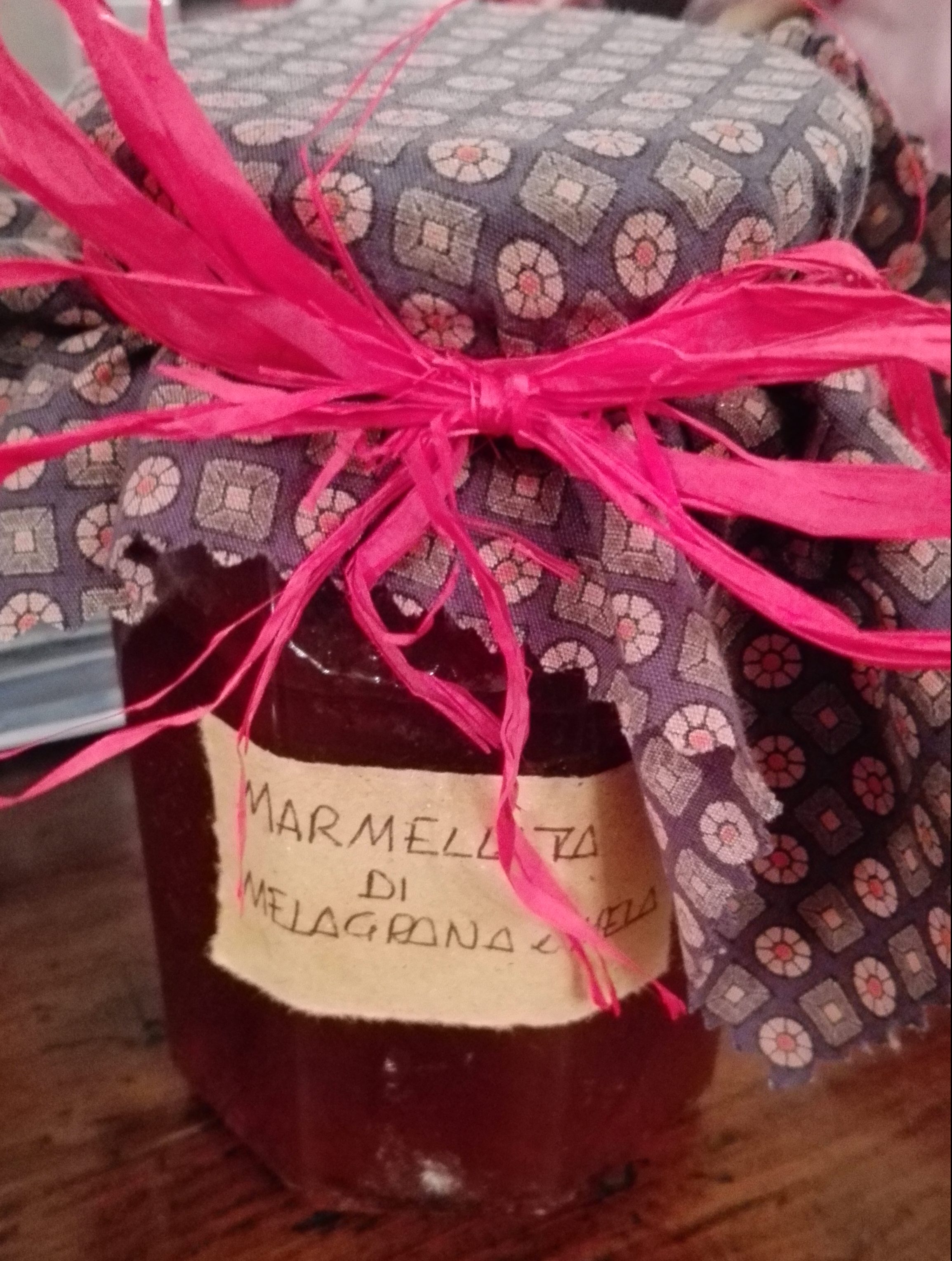 Marmellata di mela e melagrana