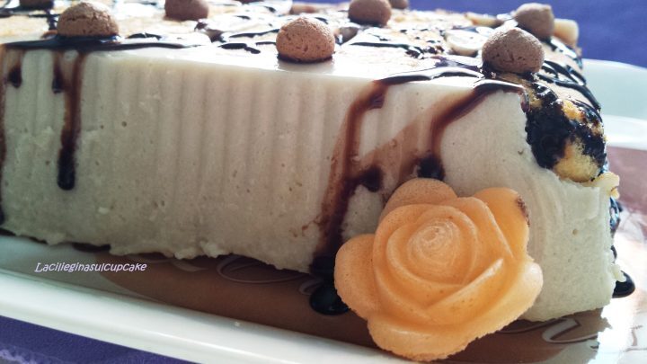 Mattonella alla vaniglia e amaretti: il dessert che non ti aspetti