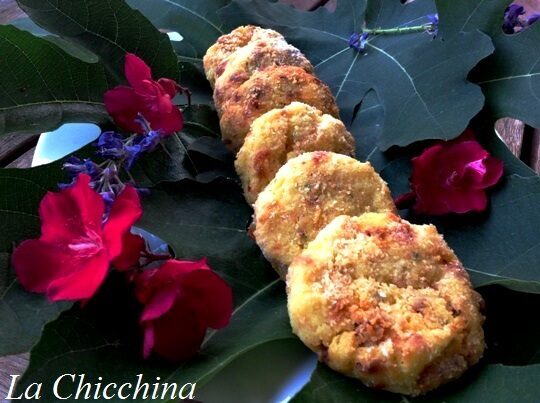 Medaglioni di patate e salsiccia piccante