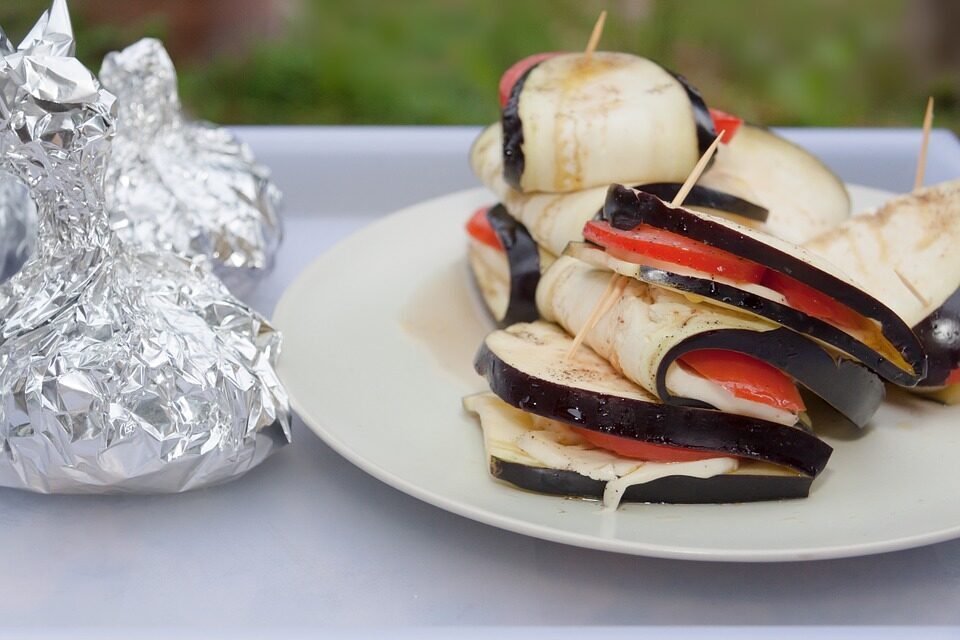 Melanzana, pomodoro e mozzarella