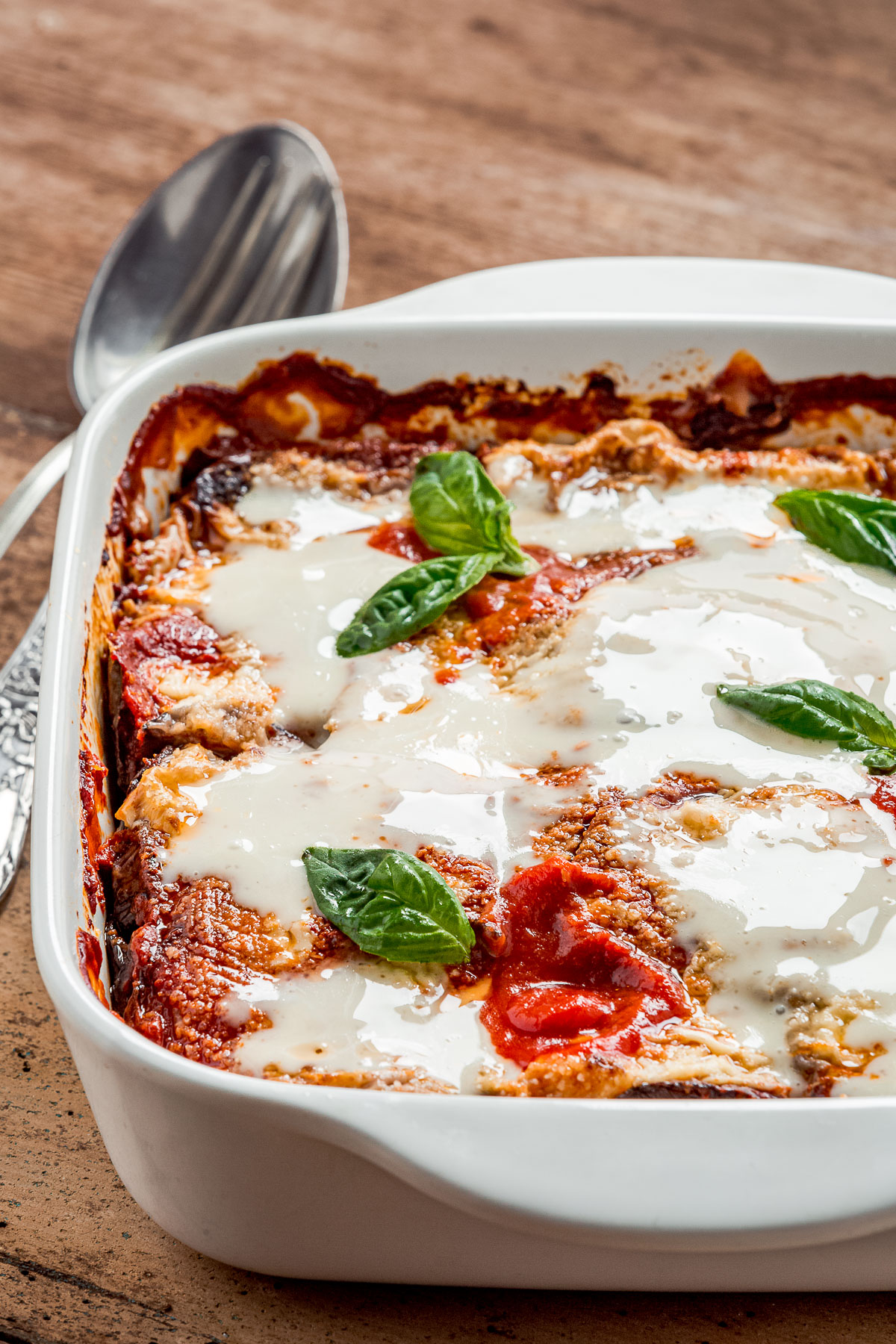 Melanzane alla parmigiana vegan al forno light | italian vegan eggplant parmesan