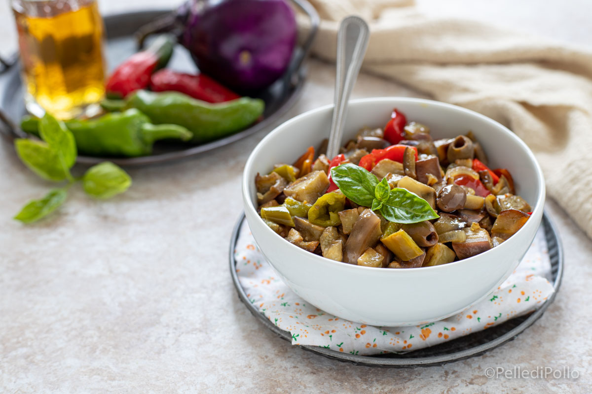 Melanzane e peperoni in agrodolce