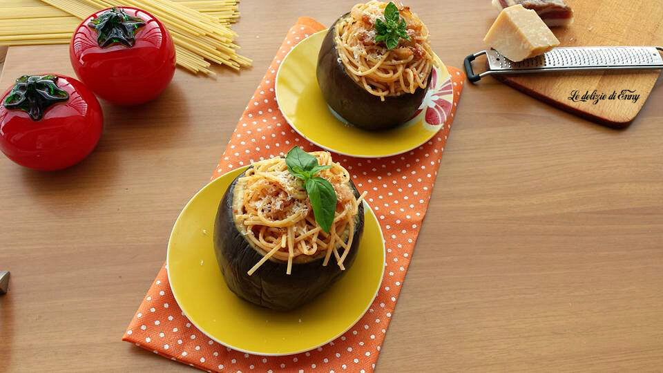Melanzane ripiene di spaghetti