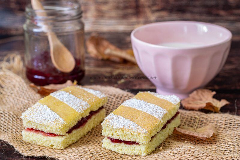 Merendine con confettura frutti rossi