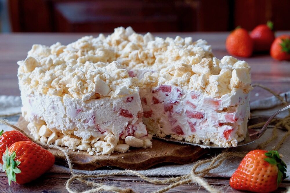 Meringata alle fragole