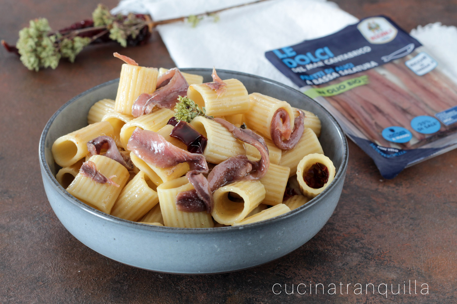 Mezze maniche in crema di alici