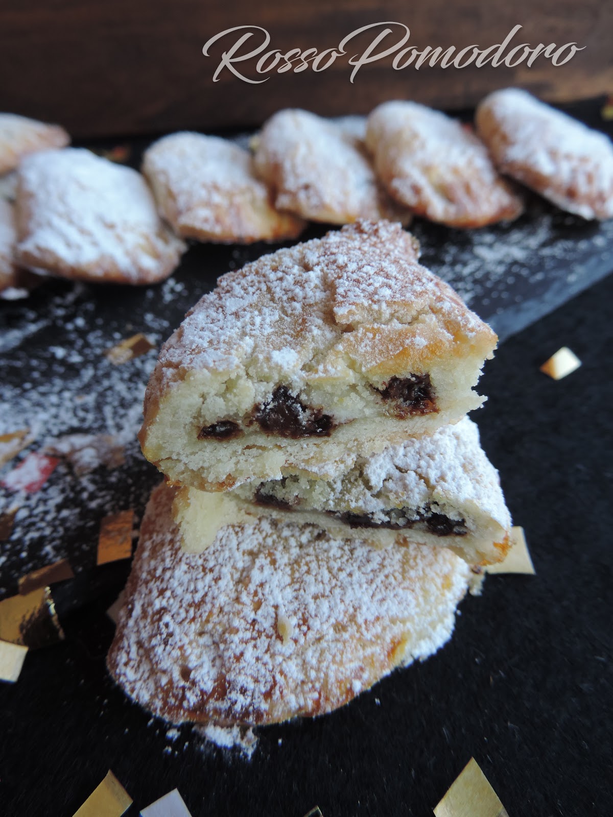 Mezzelune  ricotta e cioccolato al forno