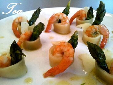 Mezzi paccheri con asparagi e gamberetti