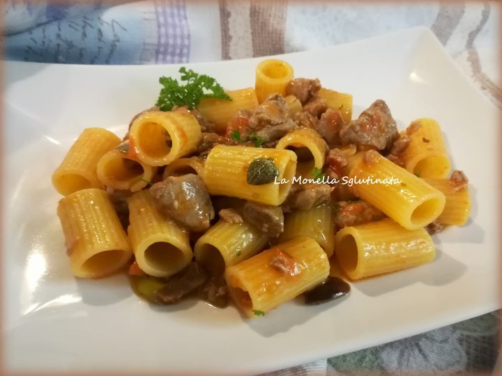 Mezzi rigatoni al tonno fresco