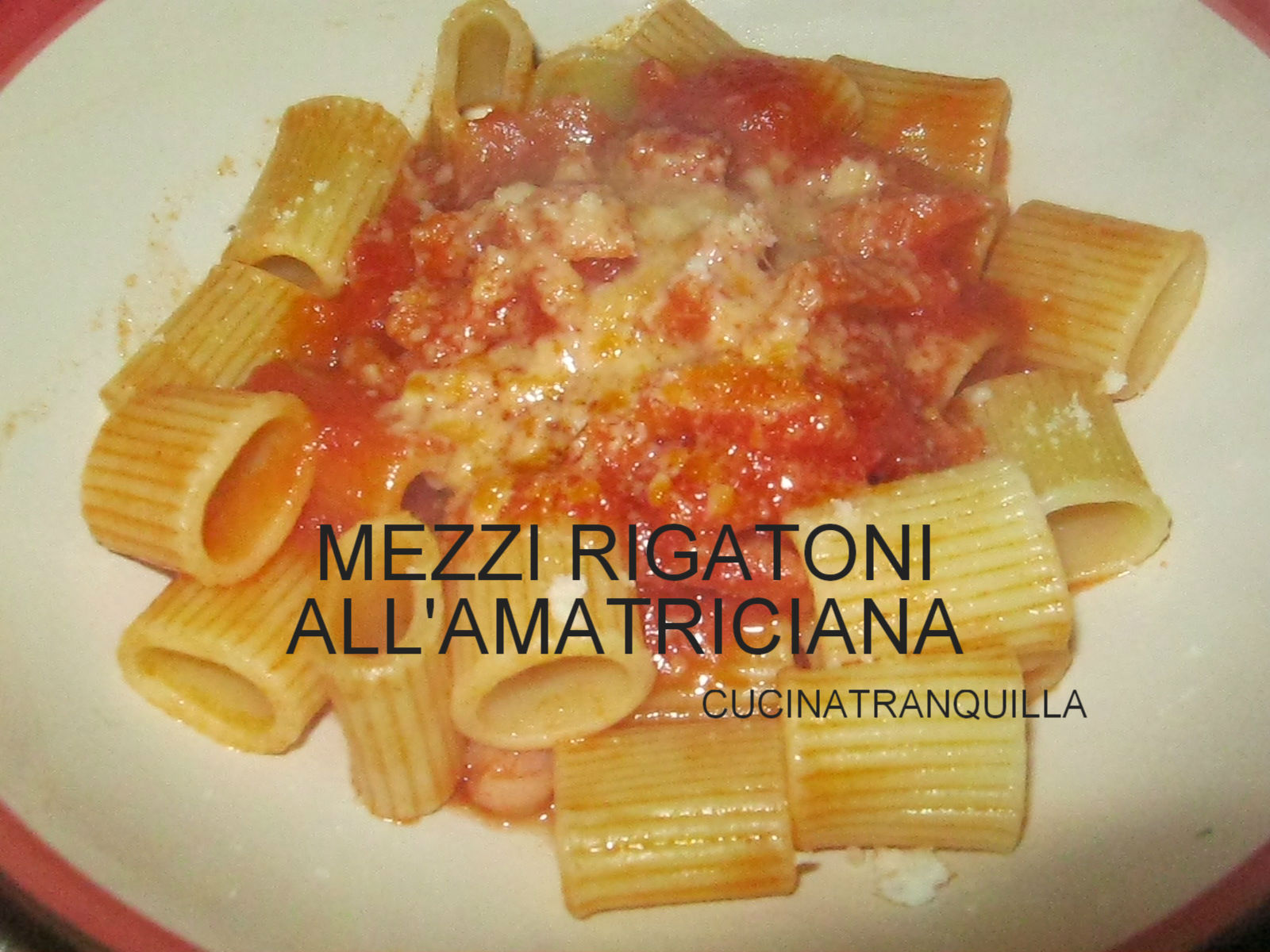 Mezzi rigatoni all’amatriciana