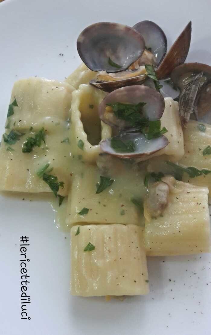 Mezzo pacchero vongole e patate