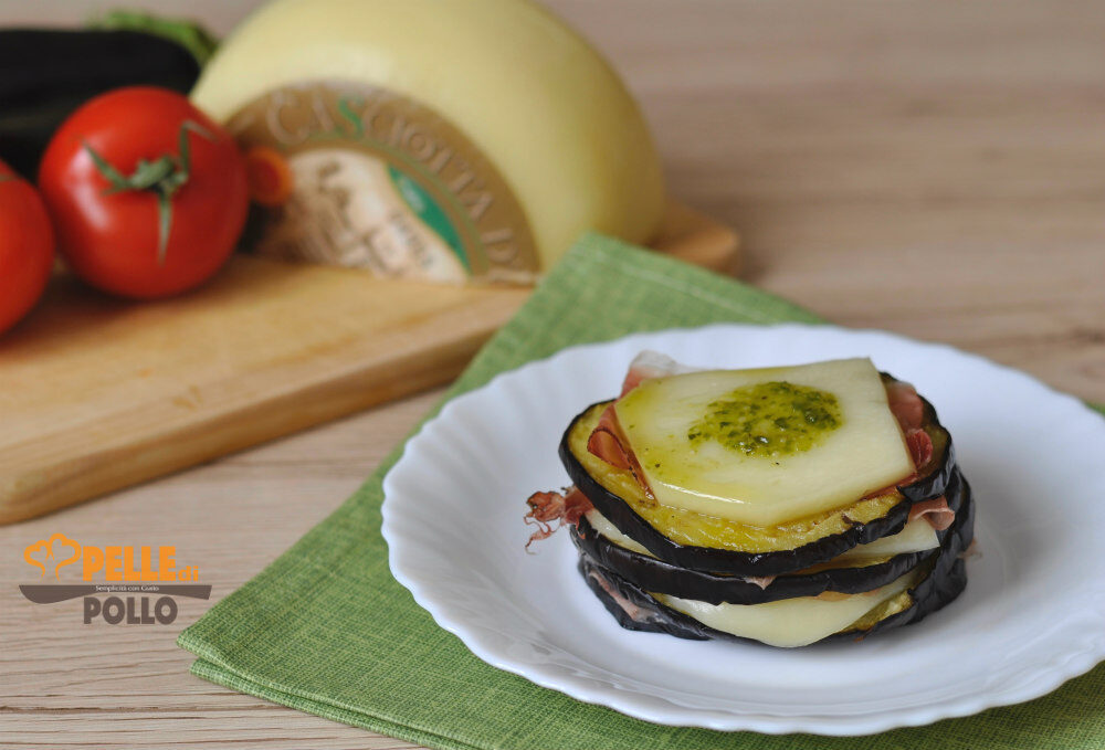Millefoglie di melanzane con speck e caciotta