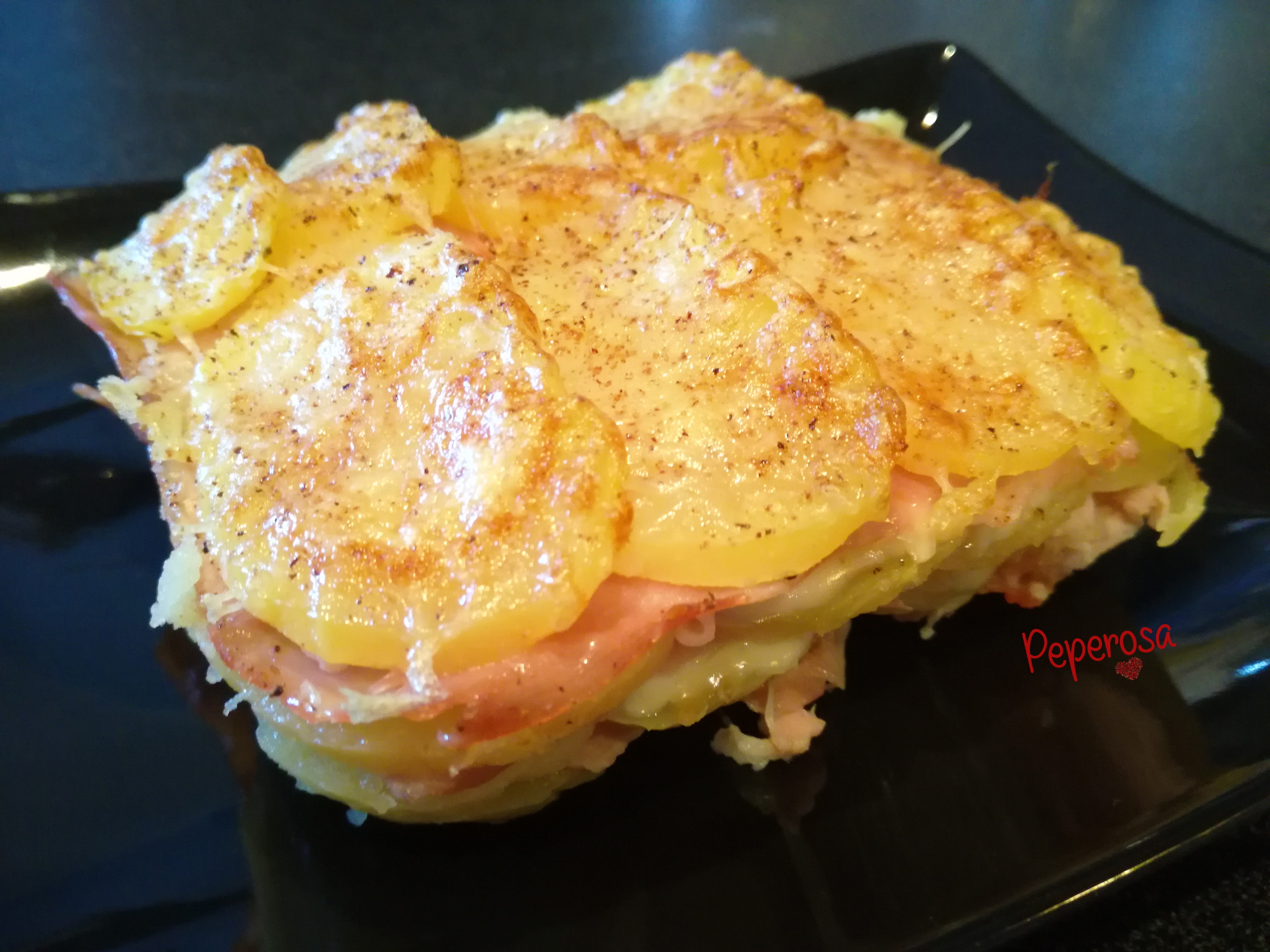 Millefoglie di patate e prosciutto
