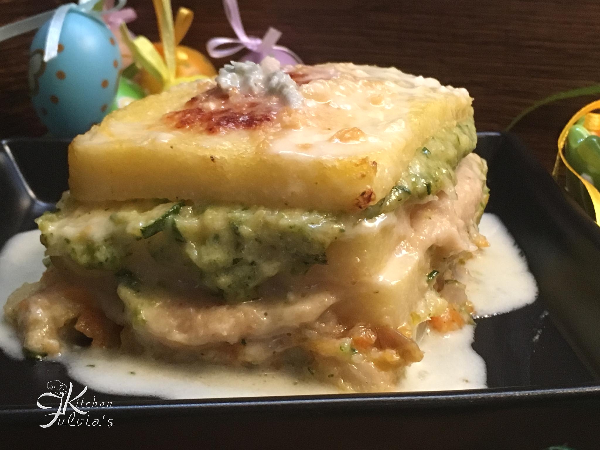 Millefoglie di polenta con creme di verdura e fonduta