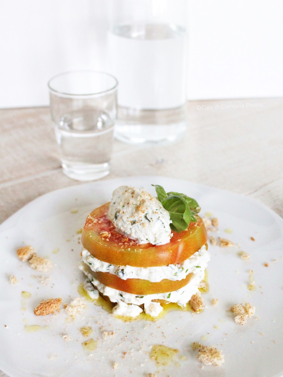 Millefoglie di Pomodoro, Ricotta e Briciole Croccanti... il mio Tricolore Light!