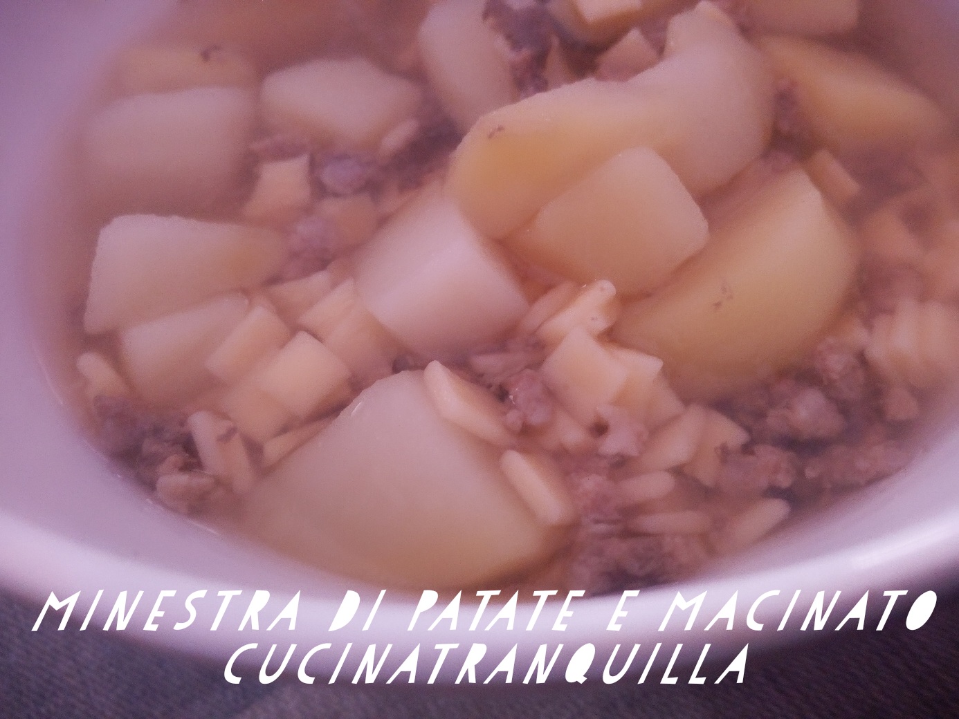Minestra con patate e macinato