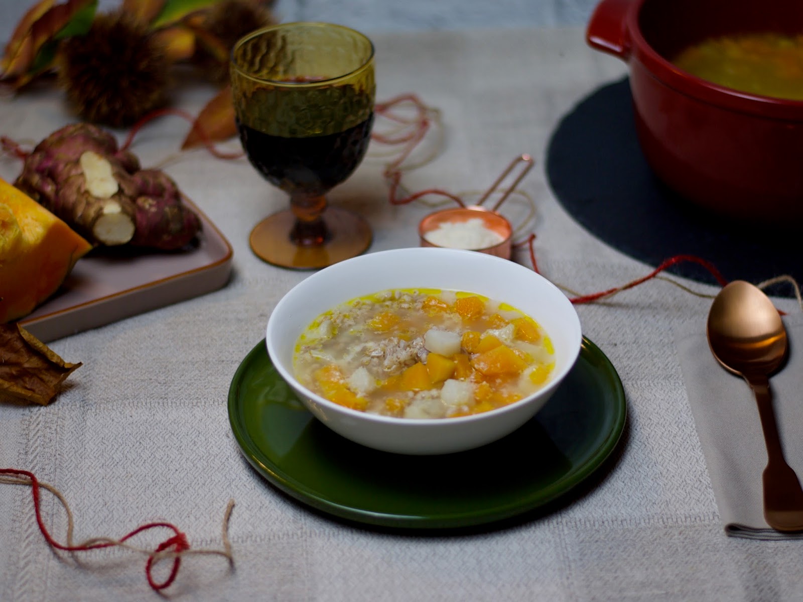 Minestra di zucca, orzo e topinambur