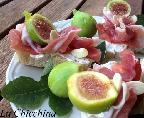 Mini bruschette d’estate