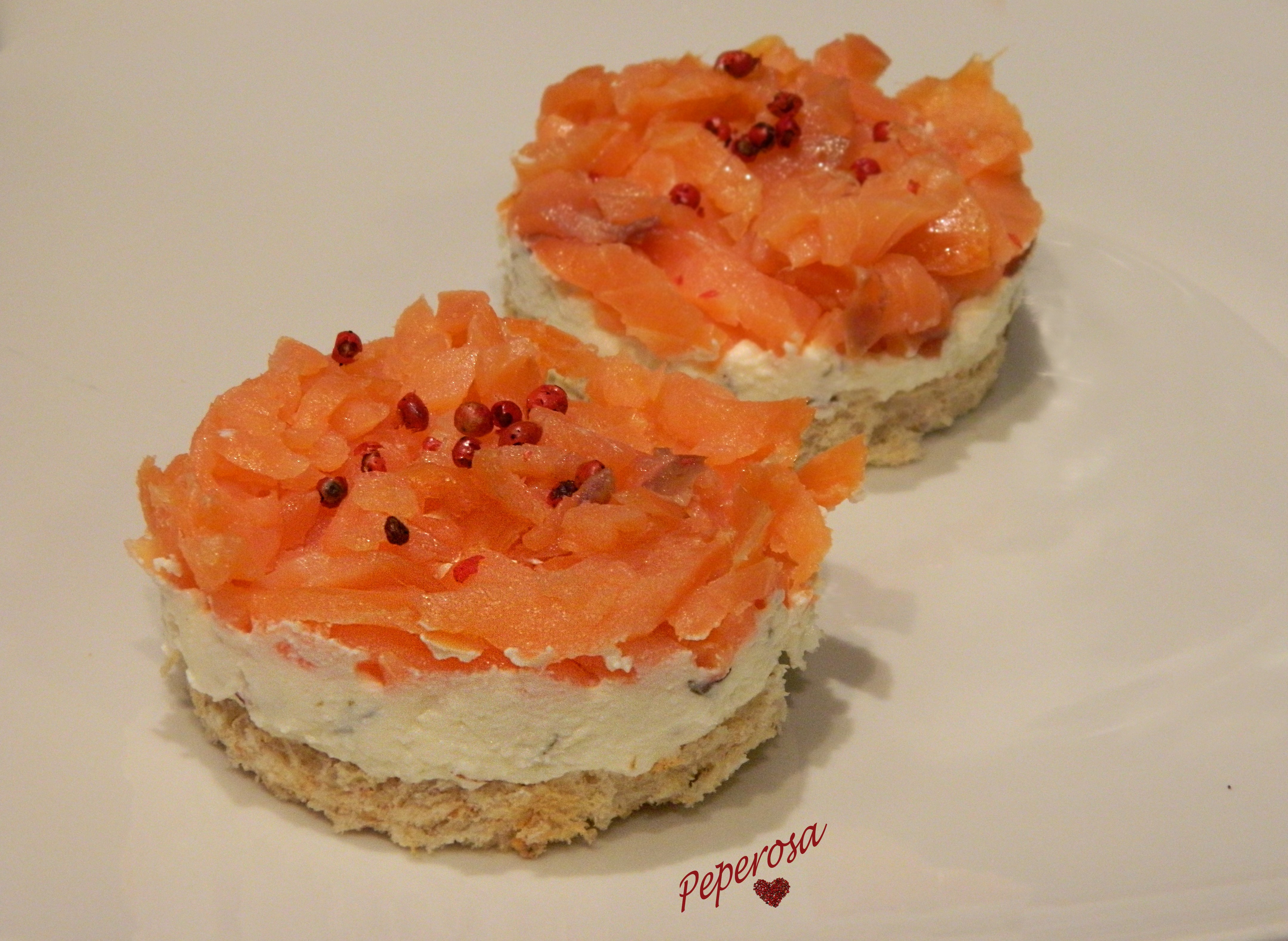 Mini cheescake al salmone