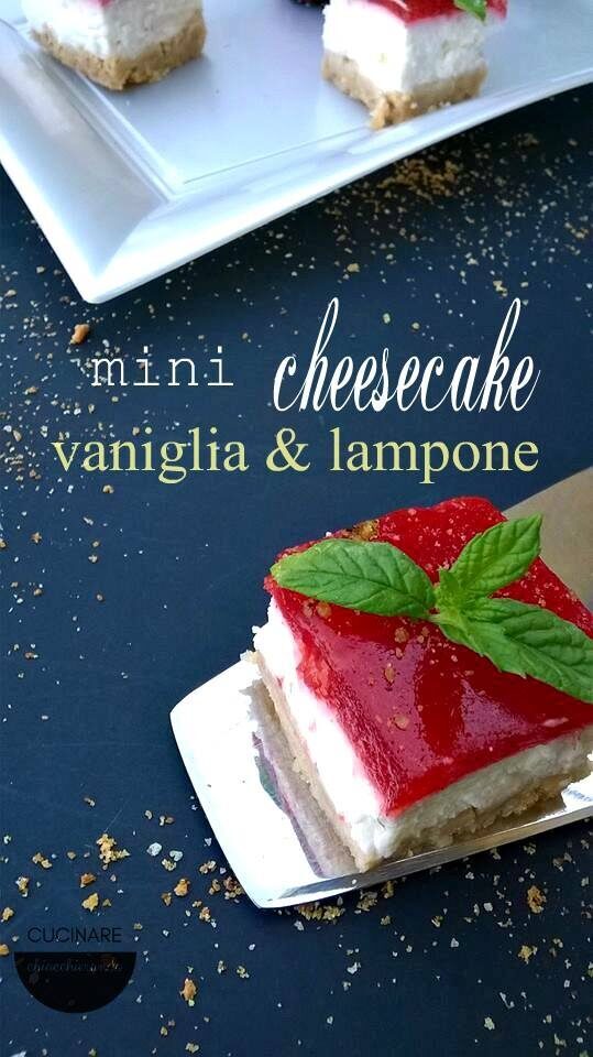 Mini cheesecake ai frutti di bosco e vaniglia