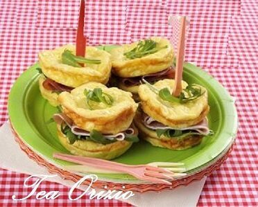 Mini frittatine prosciutto crudo rucola e stracchino
