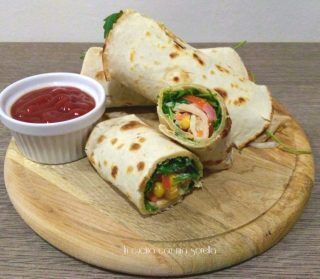 Mini piadine pollo e verdurine sfiziose