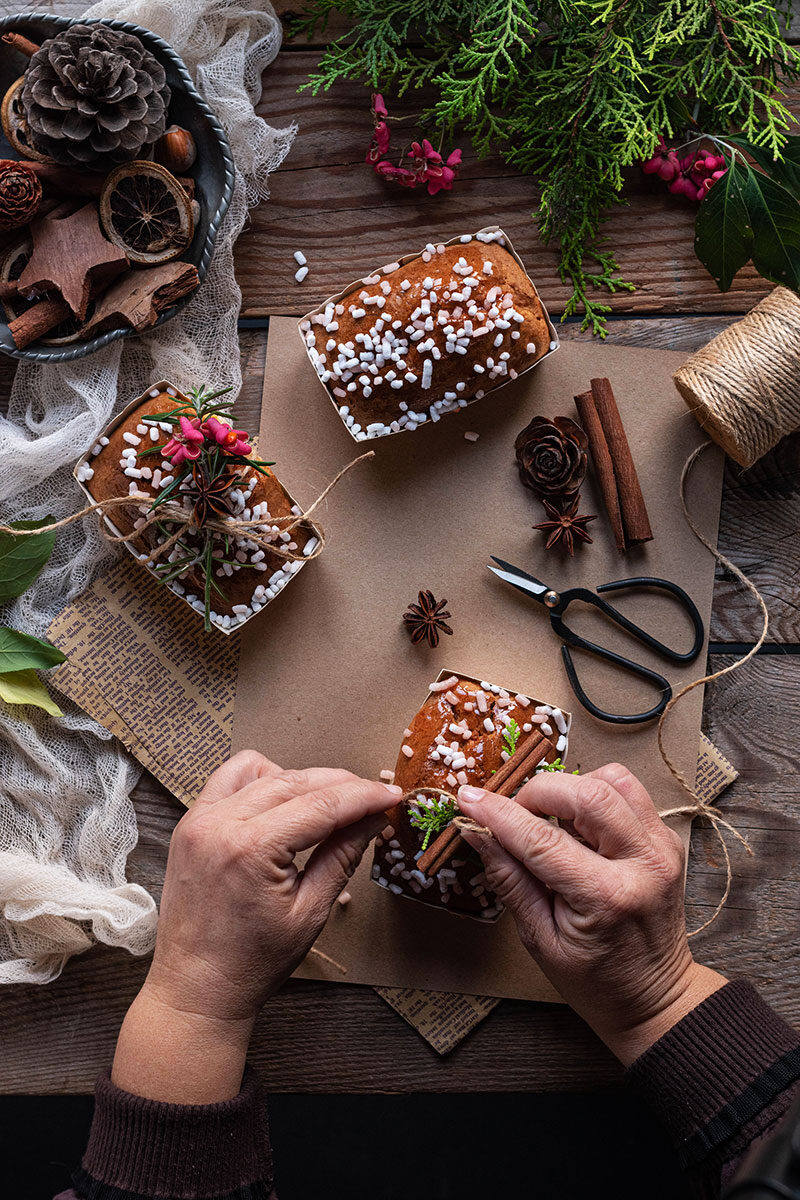 Mini plumcake natalizi al cocco e spezie