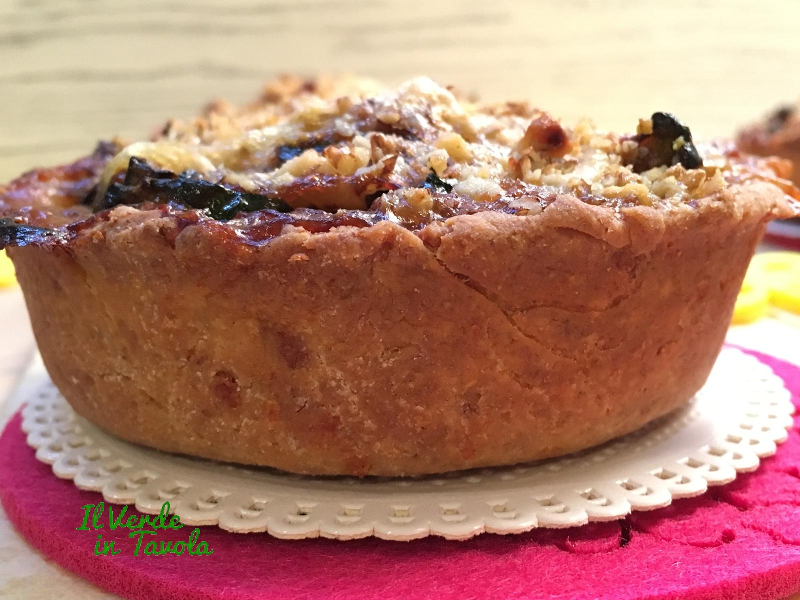 Mini quiche integrali zucchine, gorgonzola e noci